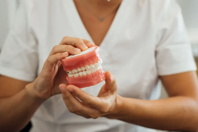 Jaka proteza jest najbardziej opłacalna? Sprawdzamy!